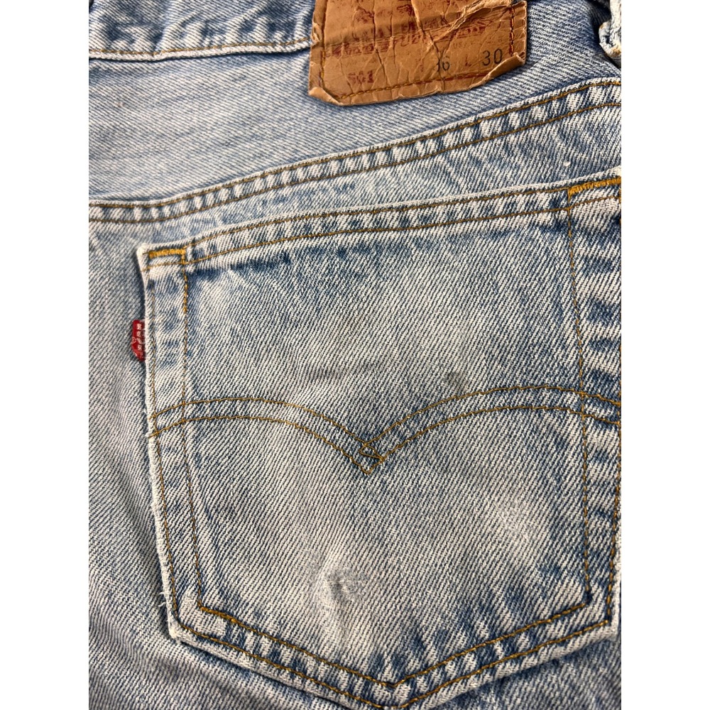 Vintage Levi's 501 Button Fly Jeans Mens 30x30 Light Wash Distressed USA Made - Picture 8 of 16